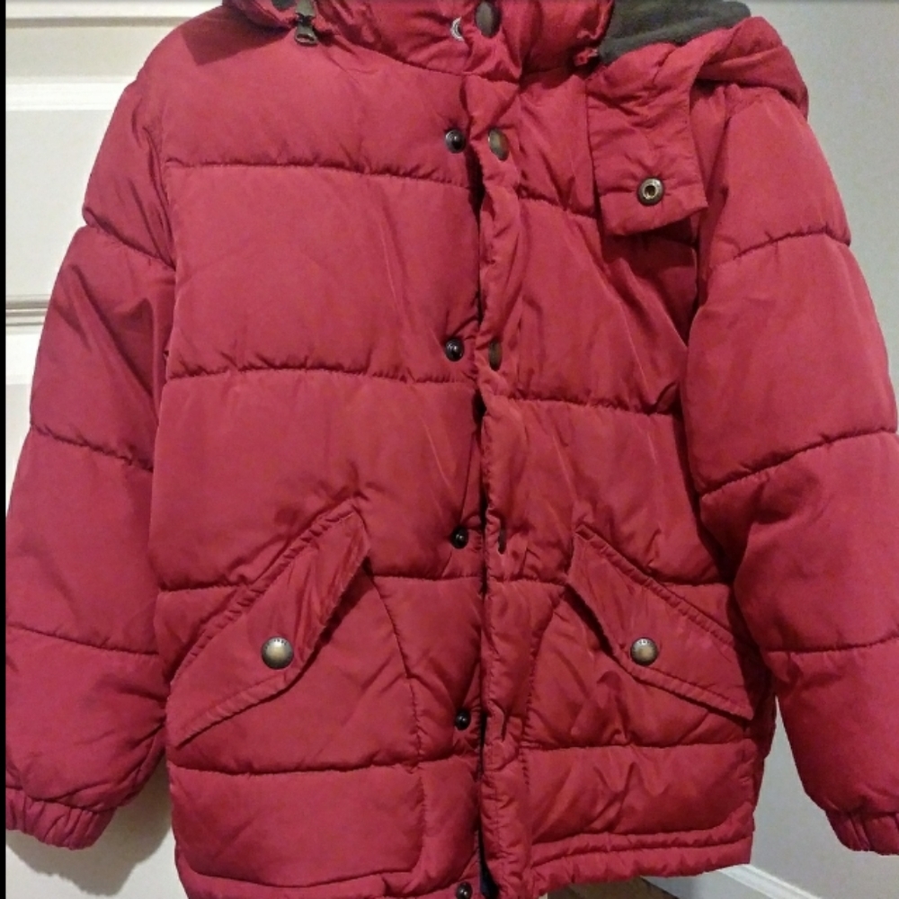 Gap boys size 5 yrs brick red coat.